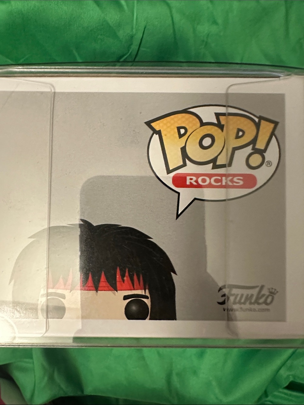 Funko Pop! Rocks Mötley Crüe Mick Mars Vinyl Figure - Black, Red - Picture 9 of 10